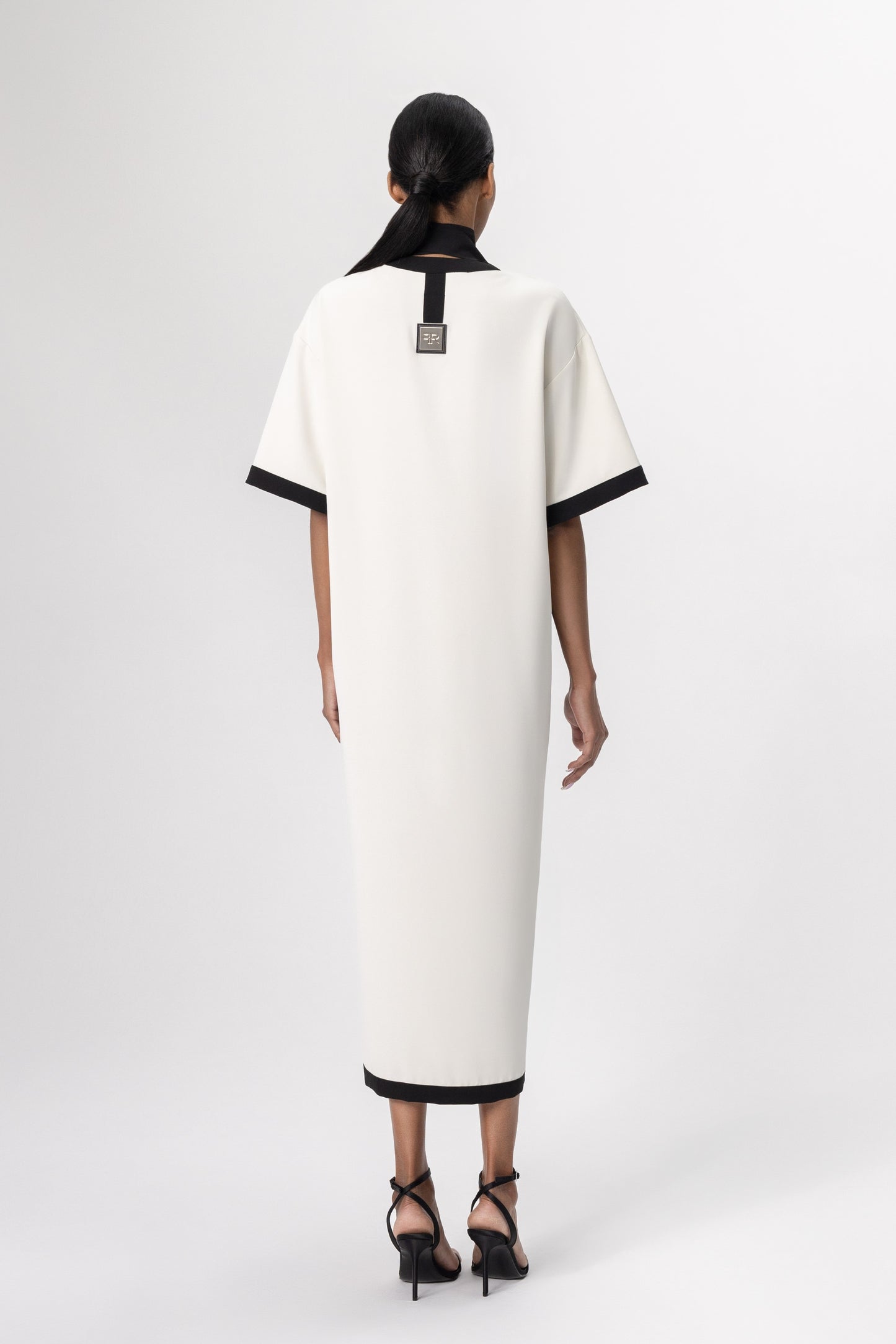 Contract Color V-Neck Dress