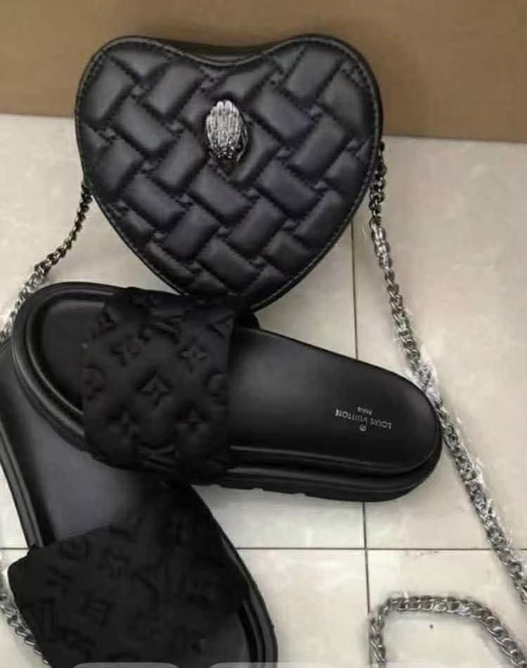 Black Heart Crossbody & Slides – 2-Piece Set - Rose In Concrete 🥀