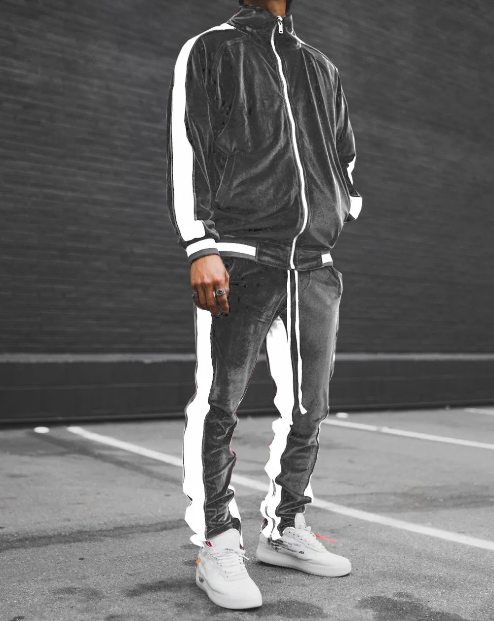 Men Velour Jogger Set