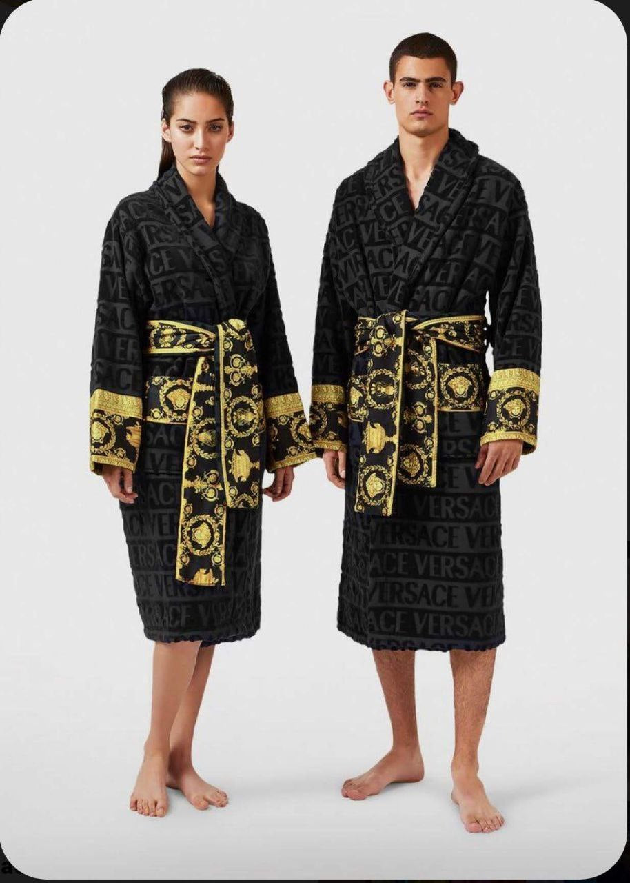 Oversized Fashion Robe - Rose In Concrete 🥀