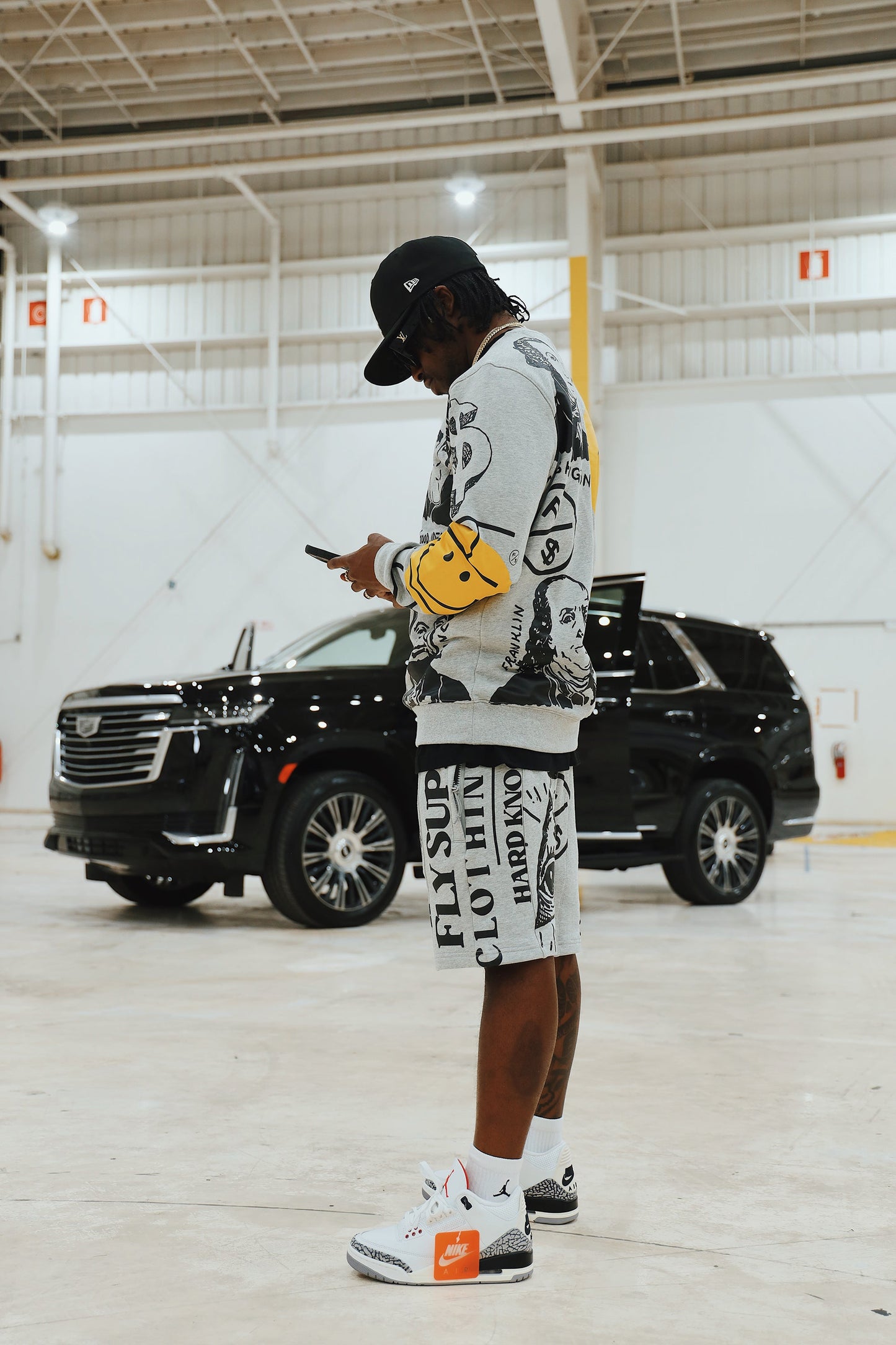 Graphic Statement Sweater – Streetwear Print Crewneck – Oversized Art Knit