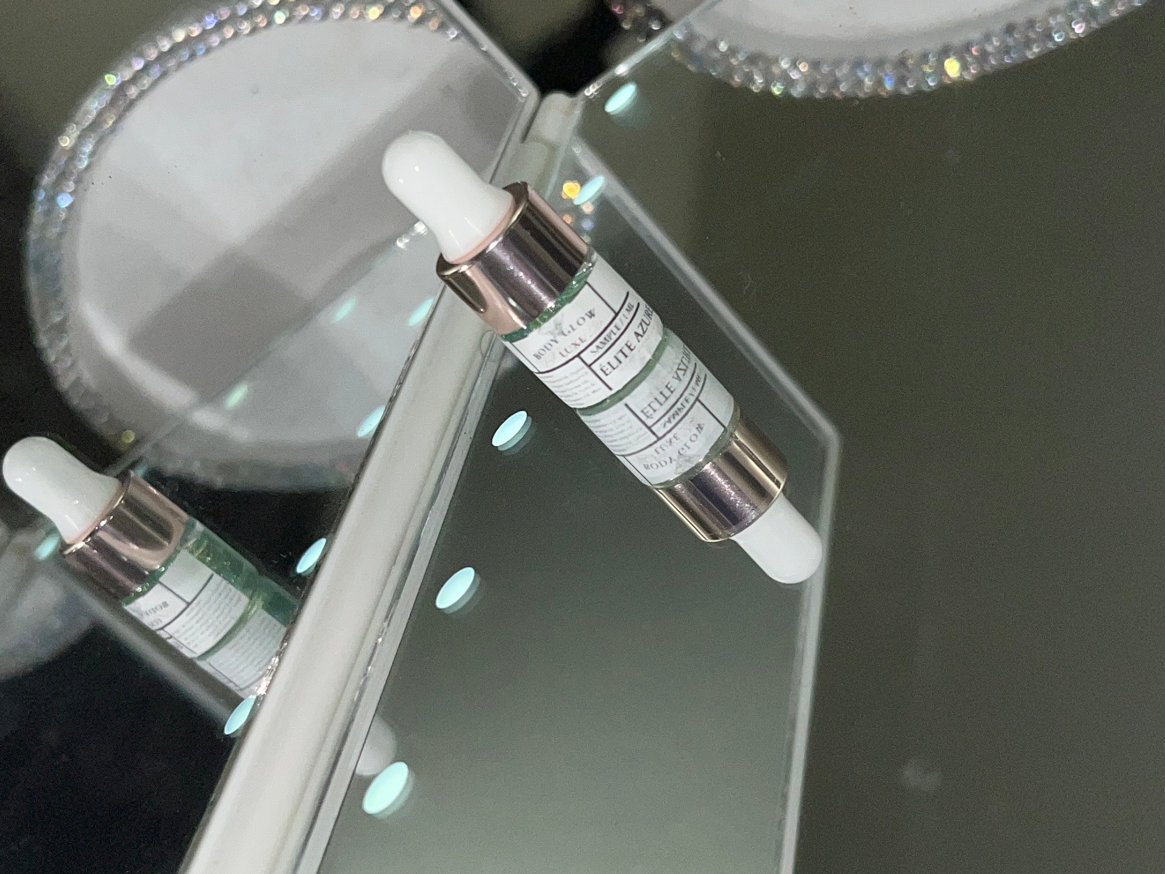 Luxe Lay'Elle Body Glow | Elite Azure | Sample Bottle