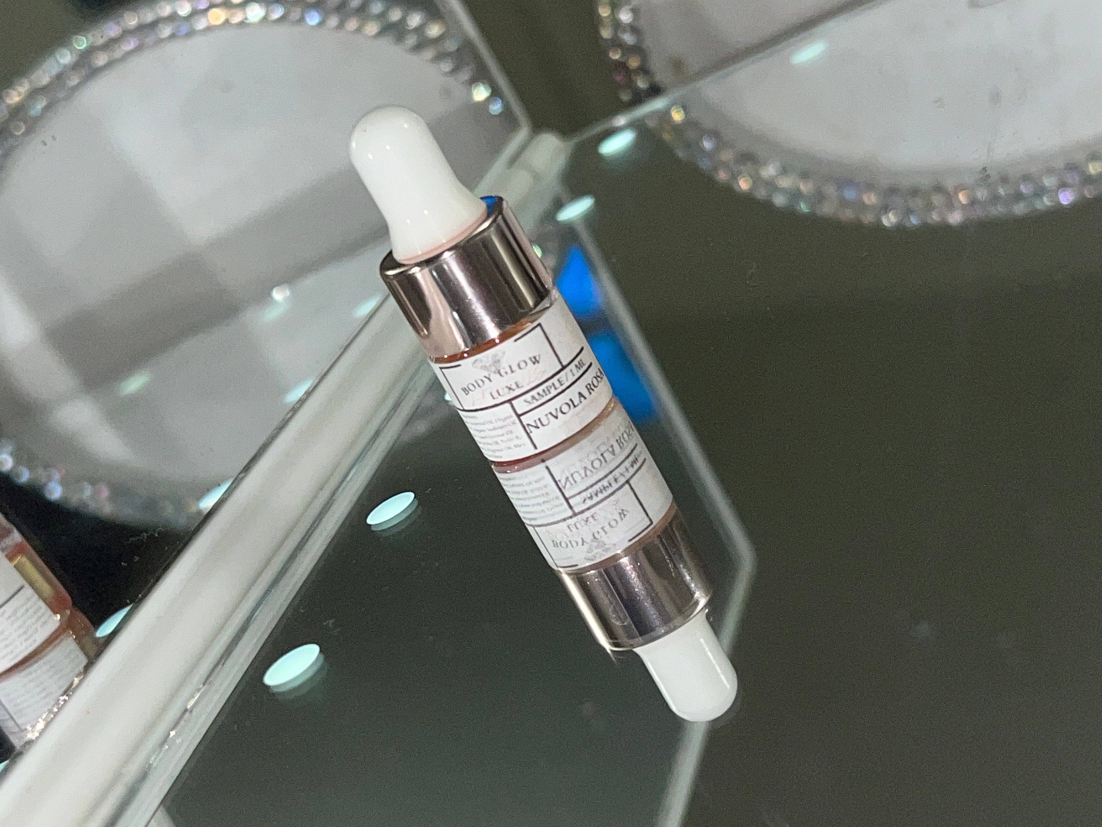 Luxe Lay'Elle Body Glow | Nuvola Rosa | Sample Bottle