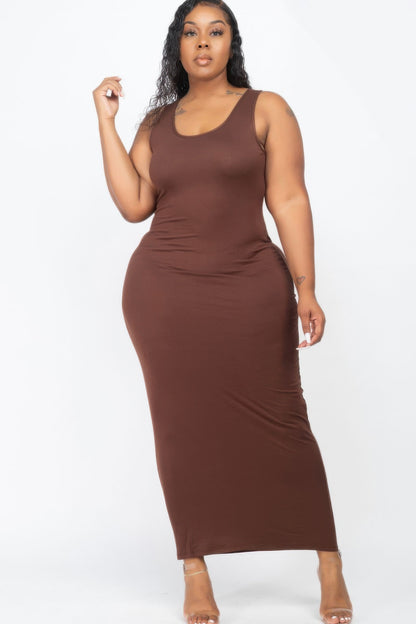 plus size solid maxi dress in brown, showcasing a flattering fit and comfort for everyday wear