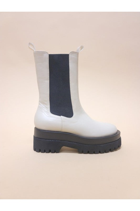 NECTAR-PLATFORM slip-on platform combat boots showcasing a modern design with a durable sole, ideal for everyday wear.