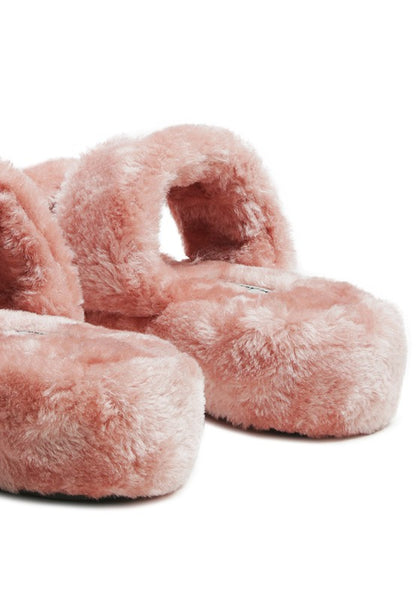 Double Strap Plush Slides - Rose In Concrete 🥀