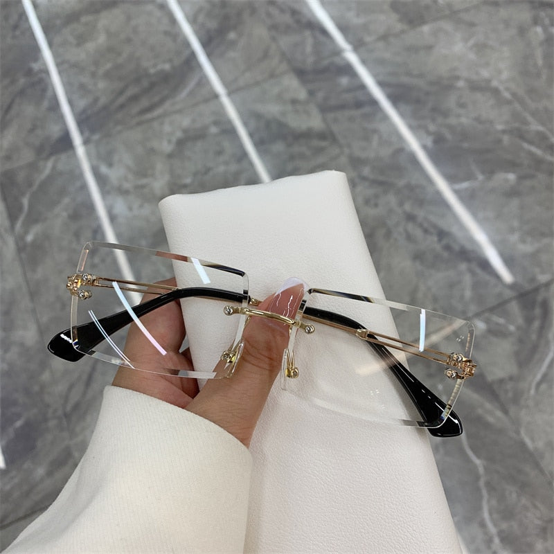 Frameless Sunglasses - Rose In Concrete 🥀