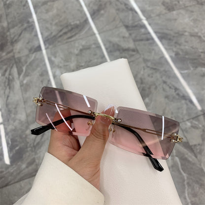 Frameless Sunglasses - Rose In Concrete 🥀