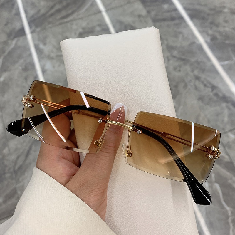 Frameless Sunglasses - Rose In Concrete 🥀