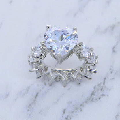 Full of Hearts Ring - Rose In Concrete 🥀